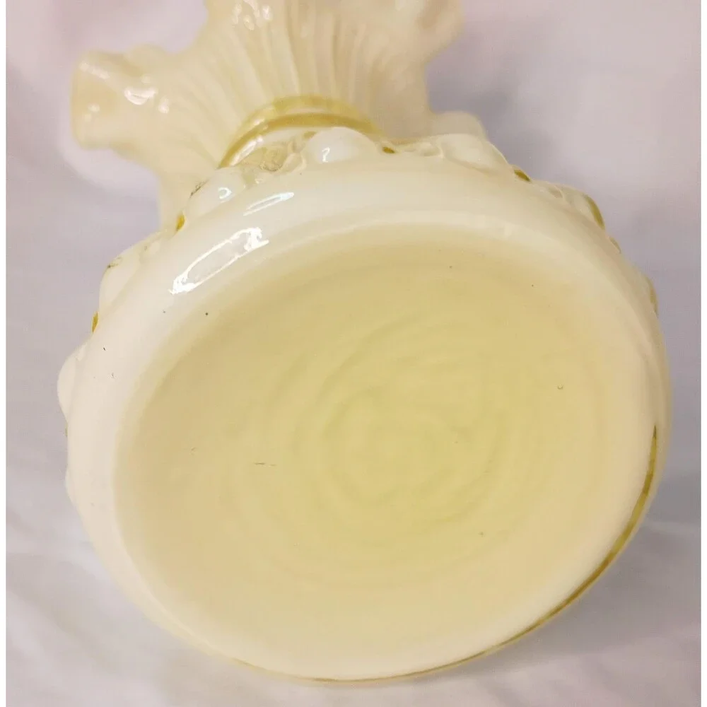 Fenton vintage yello